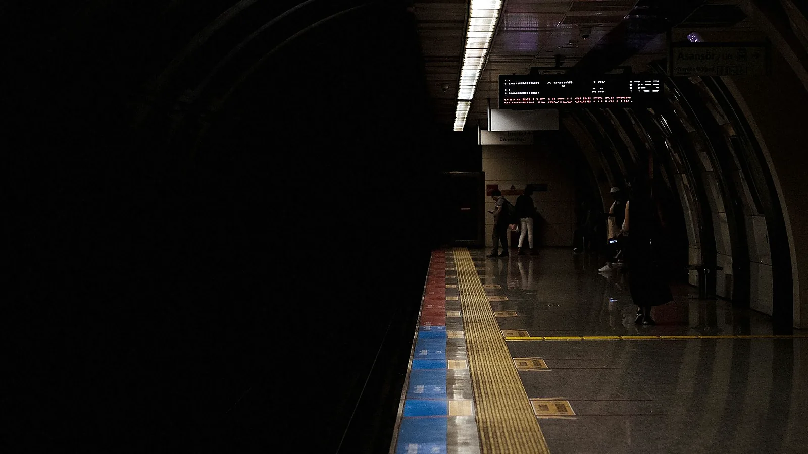 An eerie underground platform in a Kolkata metro horror story
